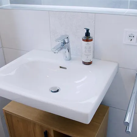 דירה Yuva Homes -2 Zimmer-s-bahn Muc-parkplatz