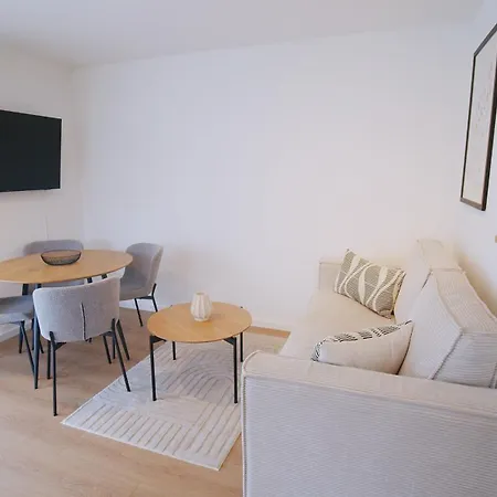 דירה Yuva Homes -2 Zimmer-s-bahn Muc-parkplatz *
