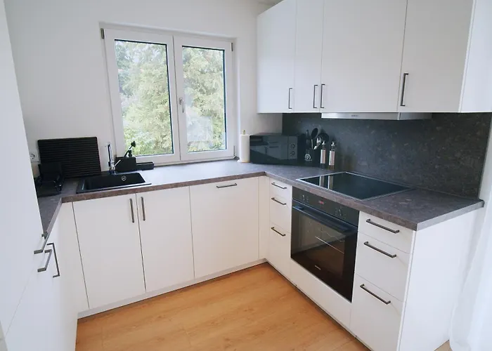 Yuva Homes -2 Zimmer-s-bahn Muc-parkplatz شقة غيلتيندورف